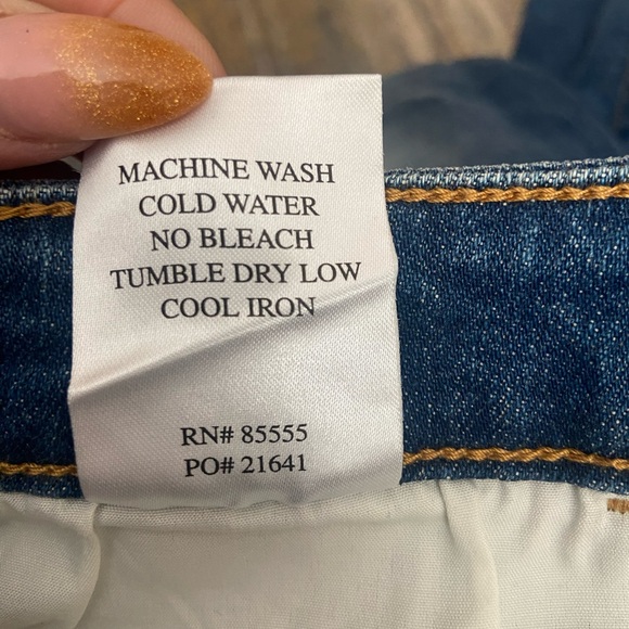 Distressed jeans, Studio Blue (from Stitch Fix), women’s size 30 - Picture 11 of 13